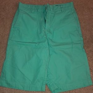Vineyard Vines boys teal khaki shorts